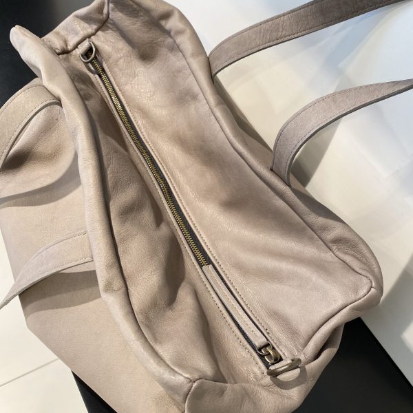 Mienne Grey