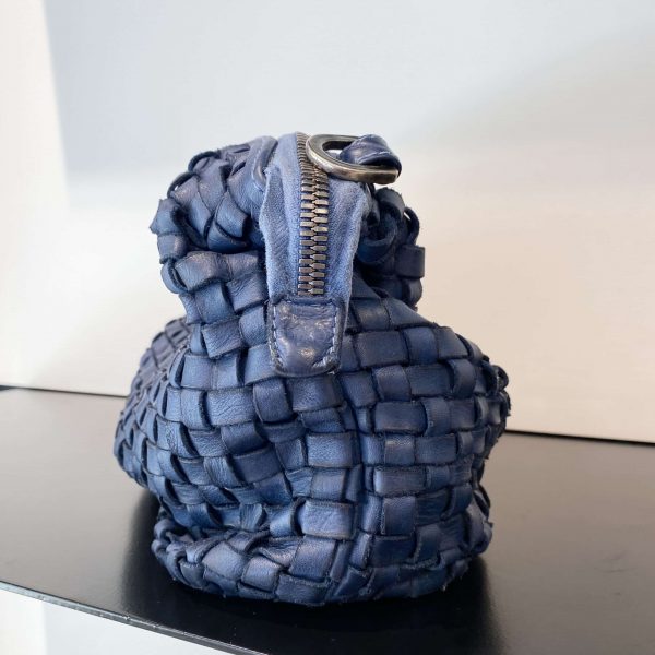 Tangle Blue