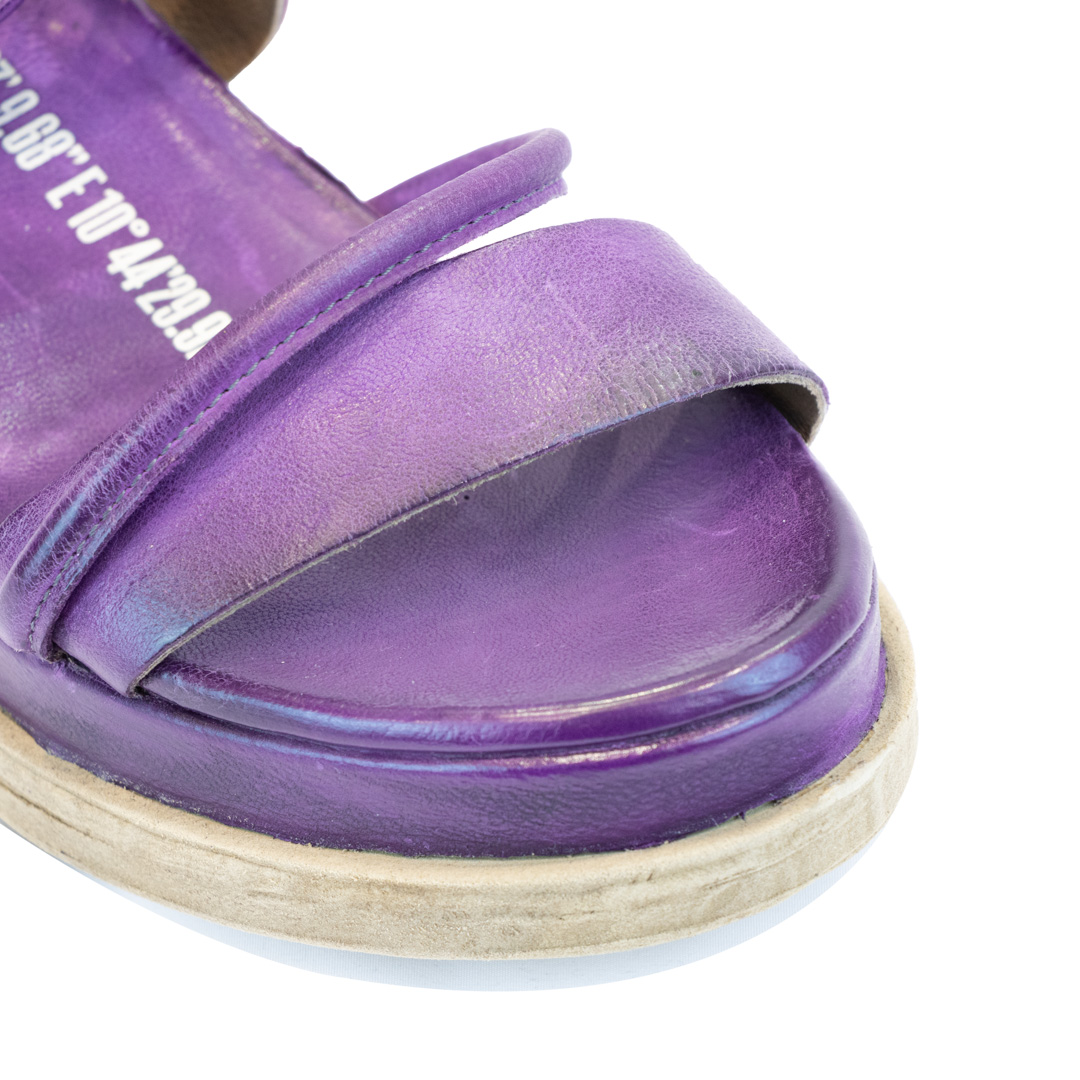 Megan | DIEGO ZORODDU