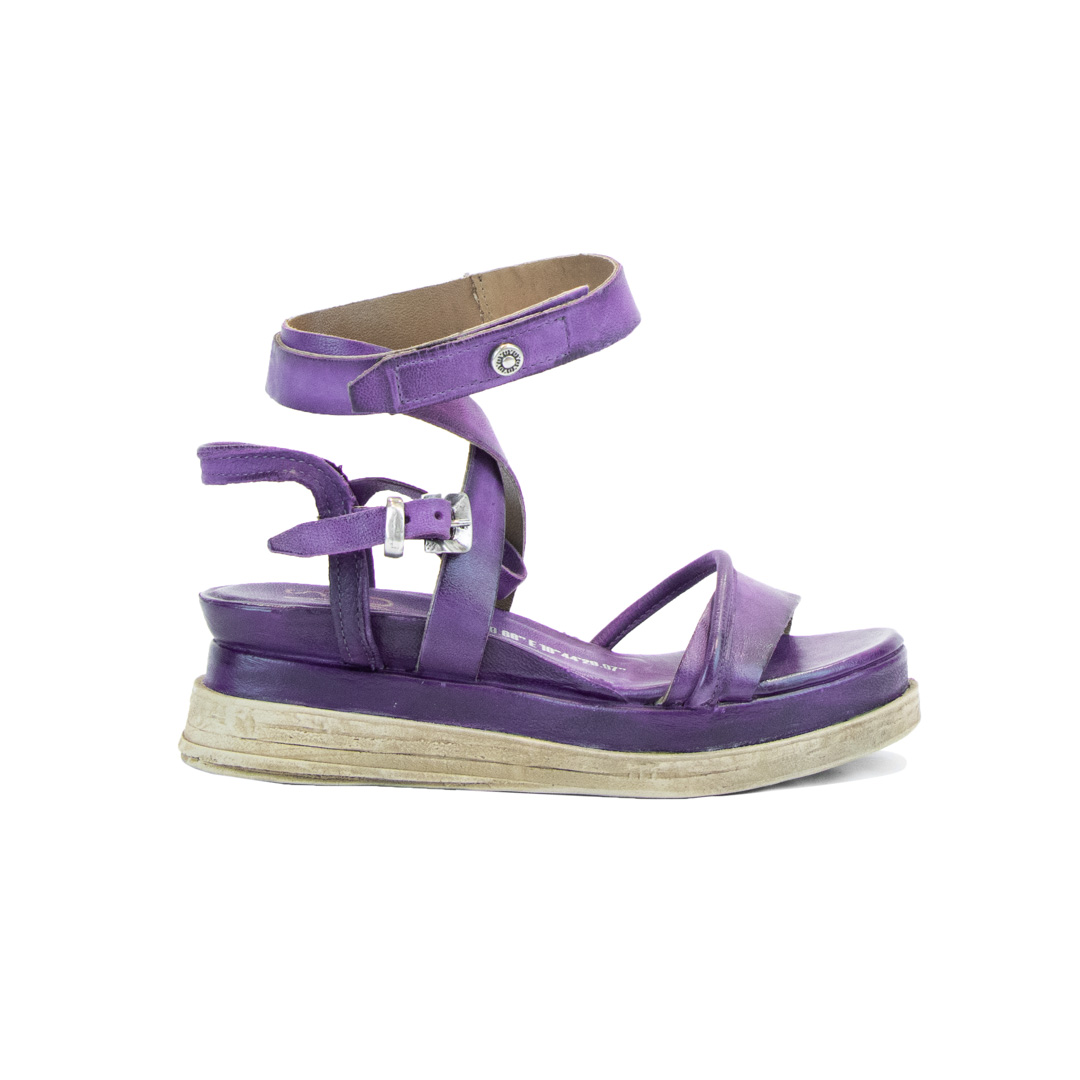 Megan | DIEGO ZORODDU