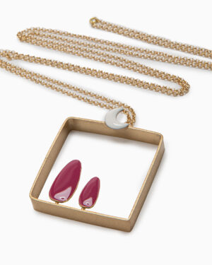 collana quadrato rosa